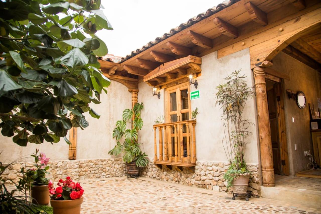 Hotel Casa De Gandhi San Cristobal de las Casas Exterior foto